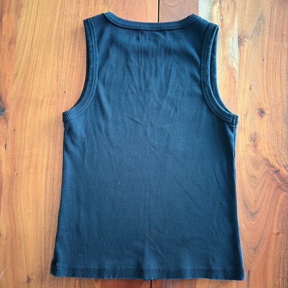 🦊 Able Ribbed Knit Top - Picture 7 of 7